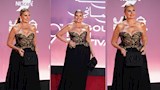 بالصور- يسرا في الجونة السينمائي والجمهور:"صغرت واحلوت"