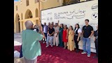 التقط فريق العمل صورا مع المخرج يسري نصرالله واحمد مجدي (3)