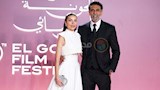 محمود علاء وزوجته على الريد كاربت (2)