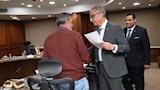 محافظ الجيزة يُسلِّم 9 عقود عمل لذوي الهمم  (1)