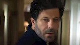 صور..طرح إعلان فيلم "ممسوس" استعدادا لعرضه بالسينمات