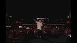 عمرو دياب وسط جمهوره (1)