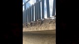 تهالك حديد الكوبري