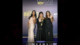 الفنانة فيفي عبده وبناتها