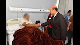 محافظ أسيوط يزور مصابي حادث لاعبي المشروع القومي للموهبة والبطل الأولمبي بمستشفى الشرطة (9)