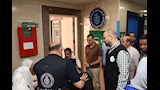 محافظ أسوان يتفقد القافلة الطبية المجانية لمجلس الوزراء (5)