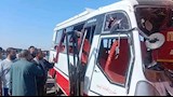 محافظ بني سويف يتابع تداعيات حادث تصادم أتوبيس وسيارة نقل بالطريق الشرقي