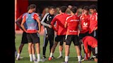 محاضرة بالفيديو واجتماع مع اللاعبين.. الأهلي يختتم استعداداته لمواجهة مودرن سبورت