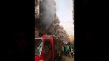 السيطرة على حريق بعمارة سكنية (1)