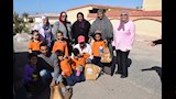 توزيع الوجياب على عمال النظافة بحضور مدير المديرية  