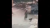 شاب بالمنيا يروي كواليس تصديه لكلب مسعور فى جبل الطير (4)