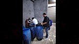 ضبط مخزن لتعبئة المخللات (3)