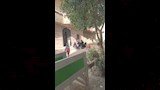 أهالي عزبة تادرس في انتظار جثامين ضحايا الحادث (2)