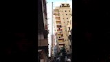 بدء إزالة العقار المائل في الإسكندرية (3)