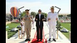 محافظ الوادي الجديد تقرأ الفاتحة على ارواح شهداء اكتوبر