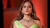 نيللي كريم تتألق بفستان أحمر ناري في أحدث ظهور لها