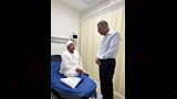 المحافظ يستمع لأراي المواطنين 