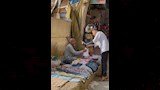 الشاب أكد أن احتفالات أكتوبر دفعته لإضفاء الفرحة