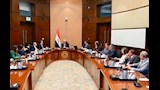 الدكتور حسين عيسى خلال الاجتماع (4)
