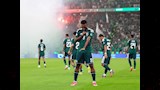 من مباراة فوز السعودية على منتخب الإمارات