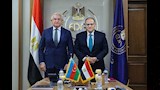 هيئة الدواء تبحث مع سفير أذربيجان فتح أسواق جديدة للدواء المصري (1)
