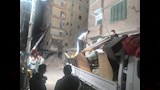 إنزال أثاث الأسر المتضررة من عقاري إمبروزو وكرموز بالإسكندرية (3)