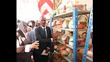 محافظ الوادي الجديد تفتتح منافذ سلع الخير بواحة باريس