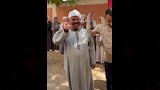تكريم عامل مدرسة لبلوغه سن المعاش (6)