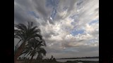 أمطار مفاجئة ورعد وبرق يضربون قنا والأقصر (15)