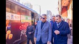 محافظ الإسكندرية يتفقد بدائل ترام الرمل في أول أيام الإيقاف التجريبي (13)