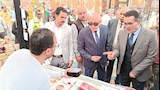 محافظ الأقصر يفتتح معرض أهلا رمضان (6)