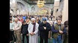 المصلين يقبلون على أداء صلاة التراويح