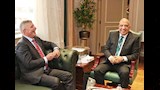 وزير الكهرباء يستقبل سفير الدنمارك (1)