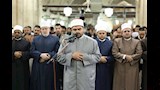  أول طالب جامعي يؤم المصلين بالجامع الأزهر 