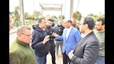 محافظ أسيوط يتفقد تطوير كوبري الحواتكة بمنفلوط ويوجه بتسريع التنفيذ مع الالتزام بمعايير الأمان (9)