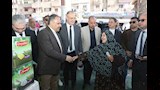 محافظ الشرقية يفتتح معرض أهلًا رمضان بمنيا القمح  (2)