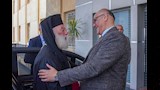 محافظ الإسكندرية يستقبل بطريرك الروم الأرثوذكس ٤_3