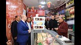 محافظ الفيوم يتفقد منافذ السلع الغذائية بسنورس