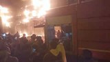 السيطرة على حريق في 3 محال تجارية بمنطقة الكيلو 21 في الإسكندرية (صور)