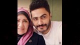 تامر حسني مع والدته