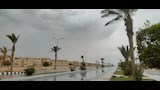 غيوم وأمطار غزيرة 