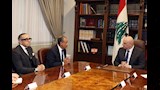 وزير الخارجية يلتقي الرئيس اللبناني في بيروت وينقل رسالة دعم مصرية