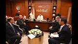 المحافظ يلتقي بالوفد 