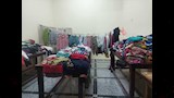 كميات كبيرة من الملابس 