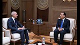 رئيس الوزراء يلتقي الرئيس الجديد للهيئة العامة للاستعلامات (2)