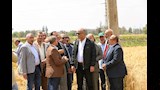 المحافظ يستمع لمسئولي الزراعة