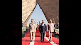 الرئيس السيسي يضع إكليل من الزهور على النصب التذكاري  (5)