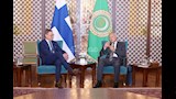 الرئيس الفنلندي يزور مقر جامعة الدول العربية.. صور 