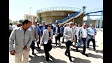 الوزيرة والمحافظ يتفقدان محطة المياه