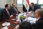 وزير الصحة يتابع مشروعات المستشفيات مع رئيس "وادي النيل"